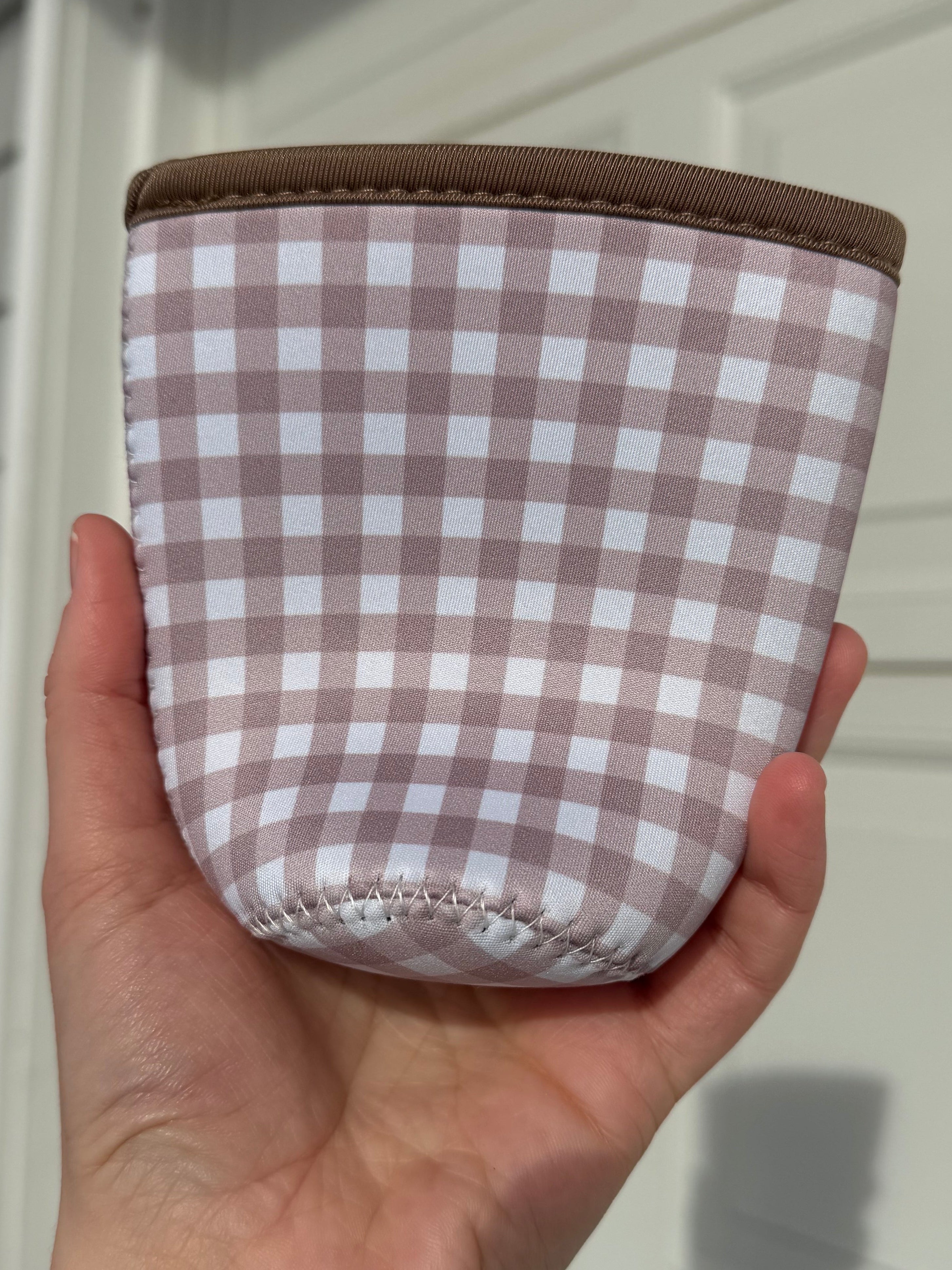 Gingham Girl Drink Sleeve