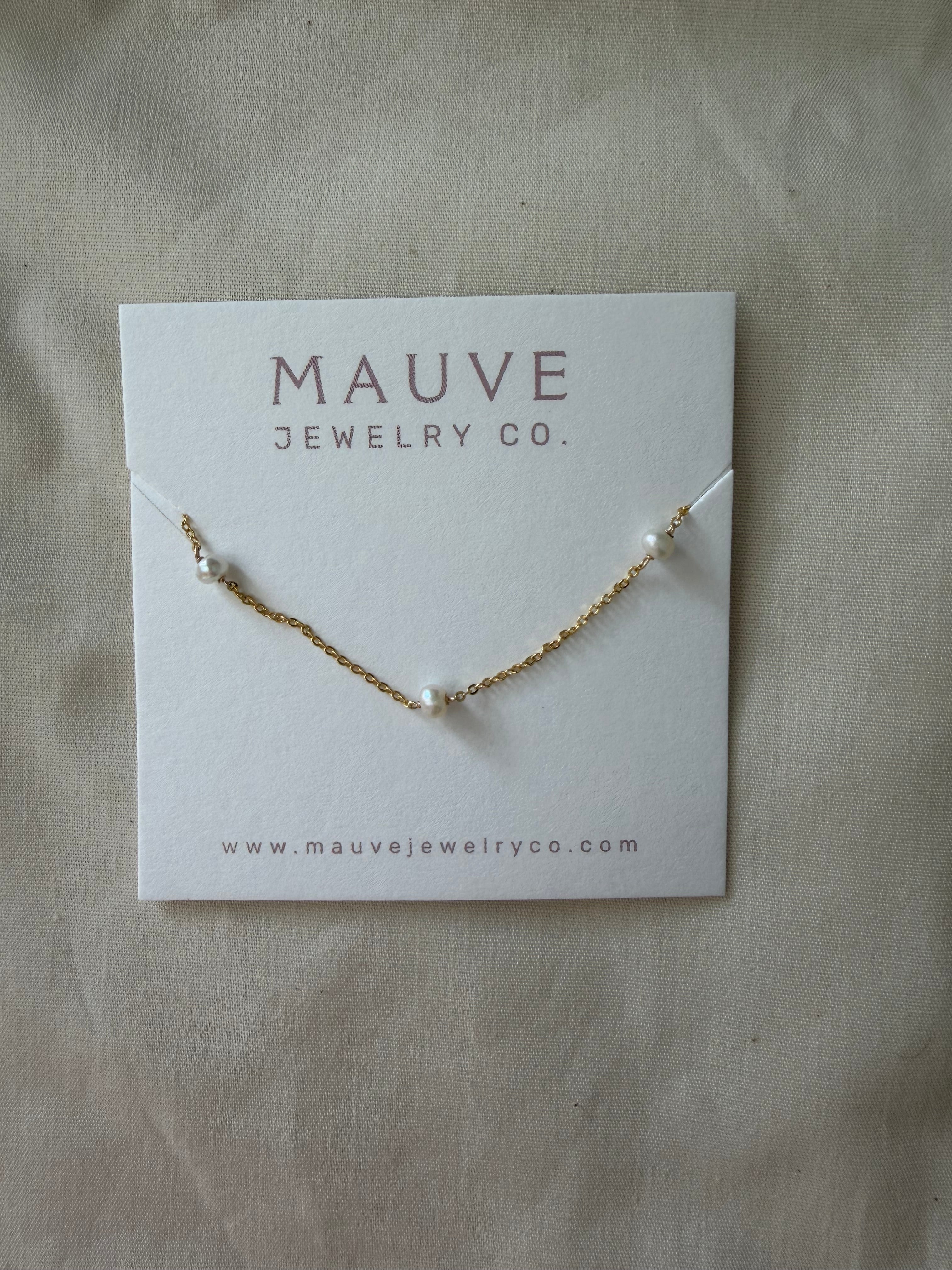 Sweetheart Dainty Pearl Necklace