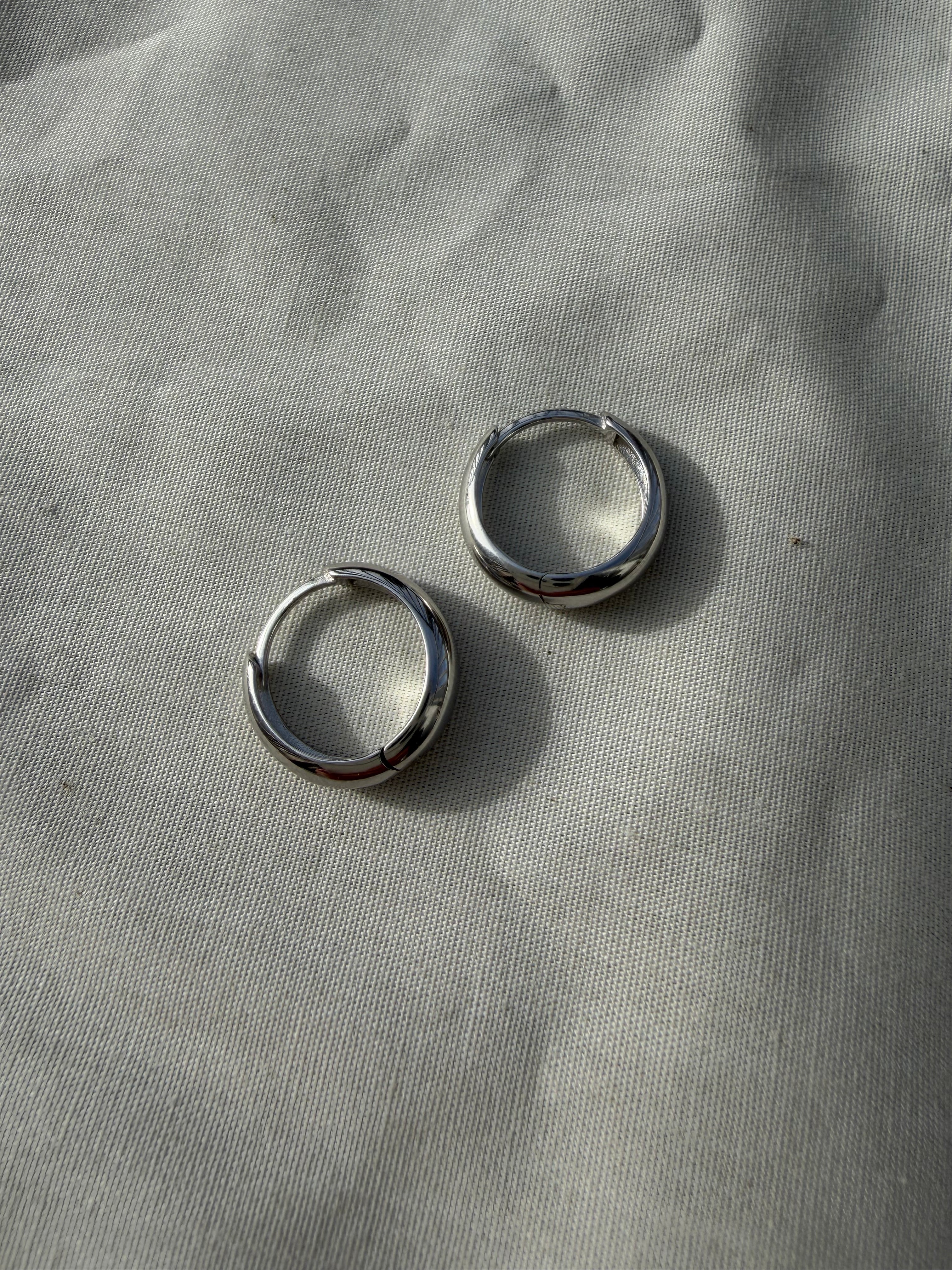 Lily Hoops